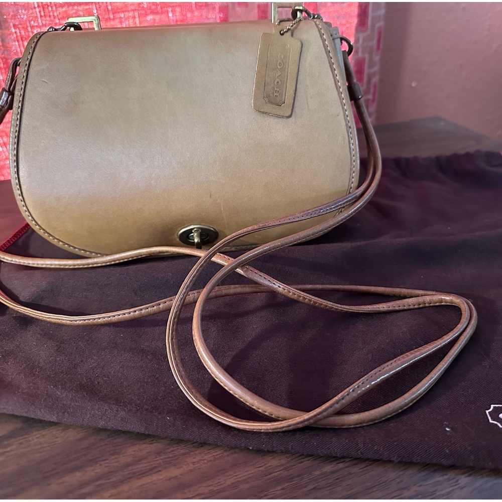 Authentic Vintage Coach pre-creed double-sided Turnlock shoulder bag.